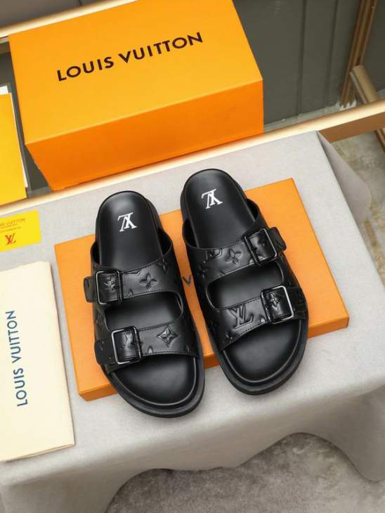 Picture of Louis Vuitton Slippers _SKULVsz38-45hnh0722921